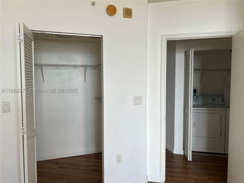19501 W Country Club Dr 1411, Aventura FL - photo 9 of 18
