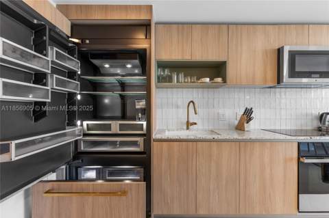 601 NE 1st Ave 4607, Miami FL - photo 10 of 23
