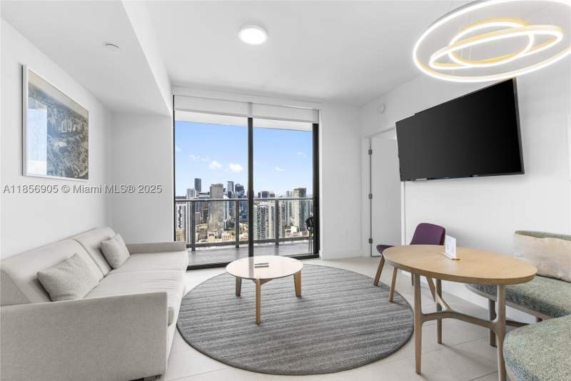 1 bedroom Condominium at 601 NE 1st Ave 4607, Natiivo - Gale Residence, Miami — photo 2