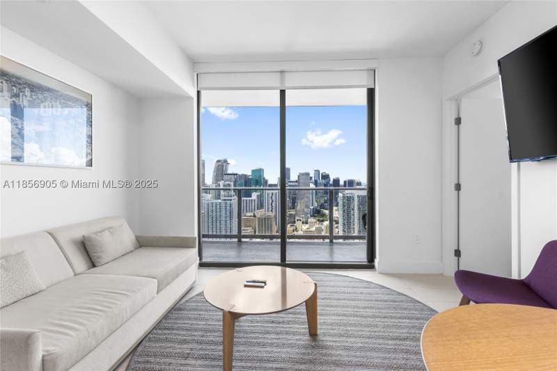1 bedroom Condominium at 601 NE 1st Ave 4607, Natiivo - Gale Residence, Miami — photo 3