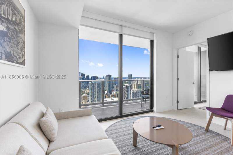 1 bedroom Condominium at 601 NE 1st Ave 4607, Natiivo - Gale Residence, Miami — photo 5