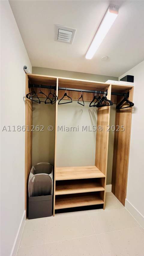 159 NE 6th St 4605, Miami FL - photo 10 of 40