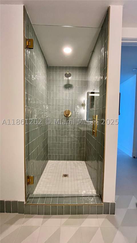 159 NE 6th St 4605, Miami FL - photo 12 of 40