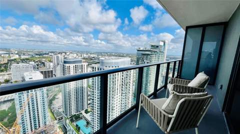 159 NE 6th St 4605, Miami FL - photo 19 of 40