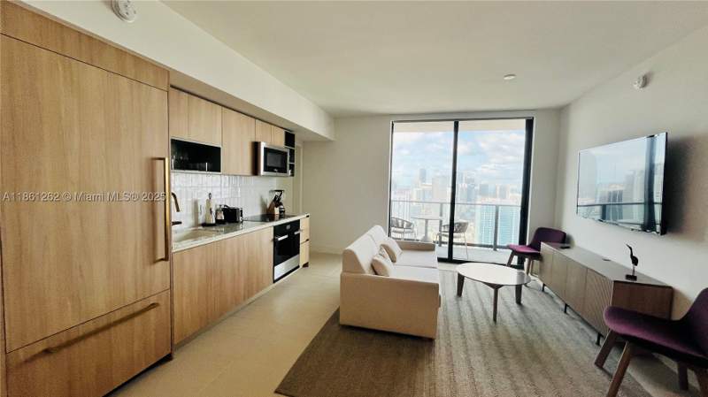 2 bedroom Condominium at 159 NE 6th St 4605, Gale Miami Hotel And Resid, Miami — photo 3