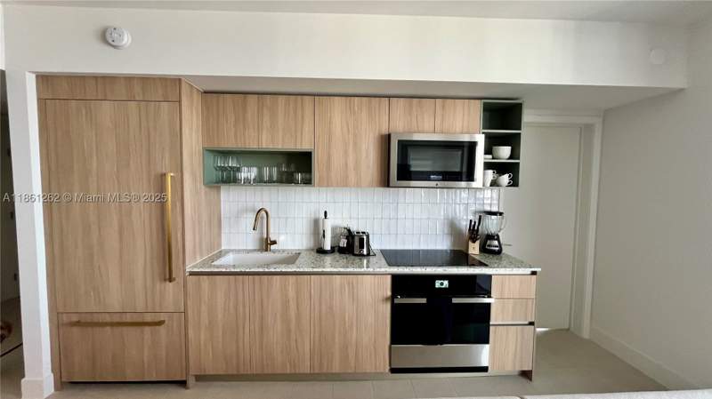 2 bedroom Condominium at 159 NE 6th St 4605, Gale Miami Hotel And Resid, Miami — photo 4