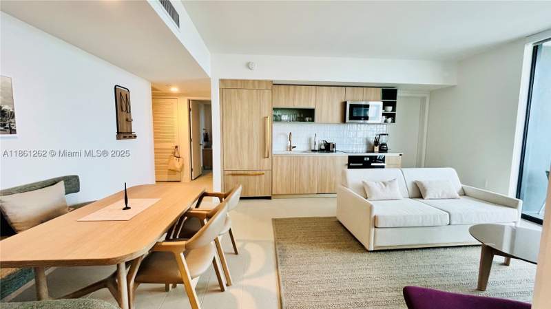2 bedroom Condominium at 159 NE 6th St 4605, Gale Miami Hotel And Resid, Miami — photo 5
