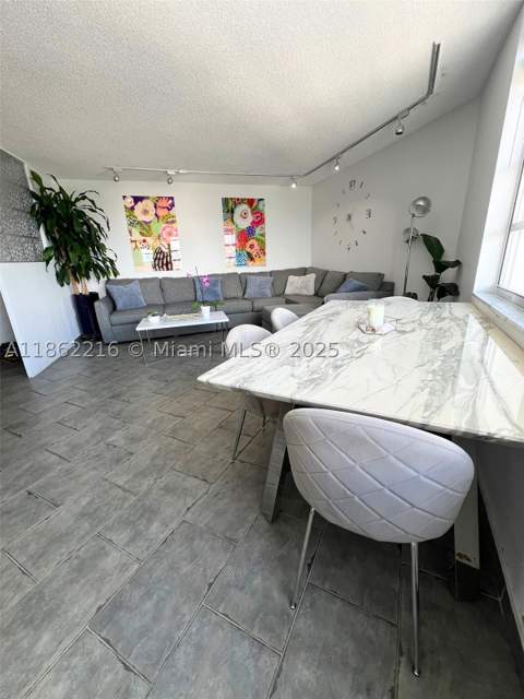 2750 NE 183rd St 2707, Aventura FL - photo 12 of 31