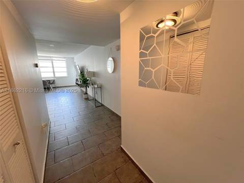 2750 NE 183rd St 2707, Aventura FL - photo 6 of 31