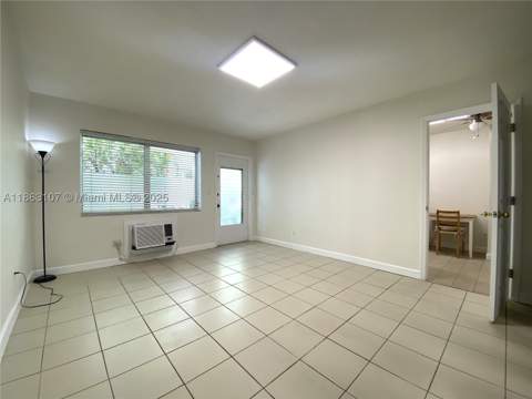932 Euclid Ave 2, Miami Beach FL - photo 9 of 18