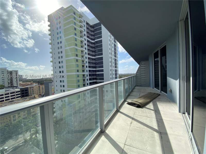 1 bedroom Condominium at 1010 SW 2 Ave 1110, Brickell Ten, Miami — photo 3