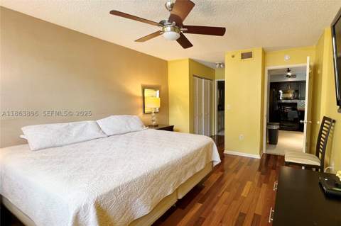 19555 E Country Club Dr 8305, Aventura FL - photo 19 of 31
