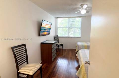 19555 E Country Club Dr 8305, Aventura FL - photo 22 of 31