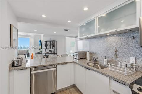 100 Bayview Dr 1924, Sunny Isles Beach FL - photo 15 of 37