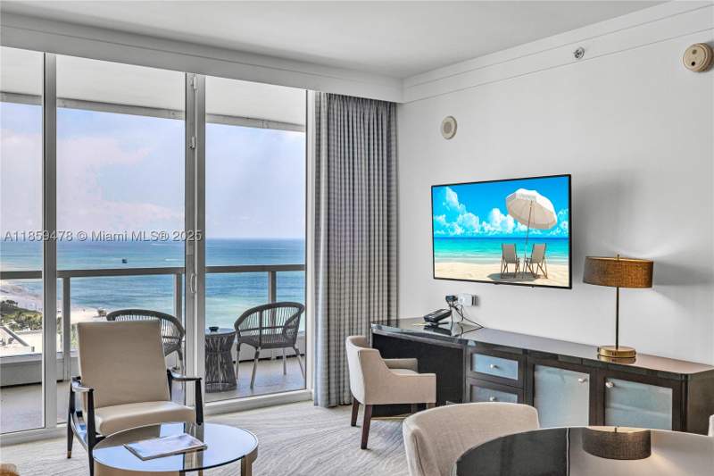 2 bedroom Condominium at 4391 Collins Ave 1706/1707, Fontainebleau III Ocean C, Miami Beach — photo 4