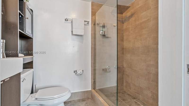 1 bedroom Condominium at 865 Collins Ave 207, The Skylark Condo, Miami Beach — photo 5
