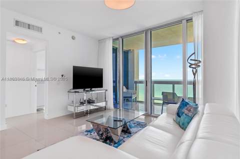 6899 Collins Ave 808, Miami Beach FL - photo 10 of 31