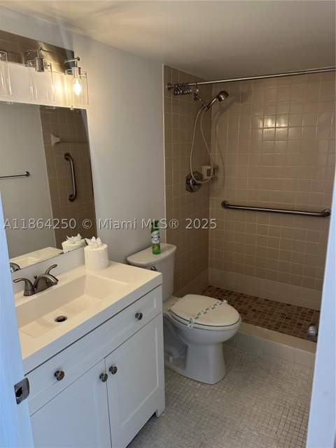 66 Valencia Ave Ph1C, Coral Gables FL - photo 11 of 18