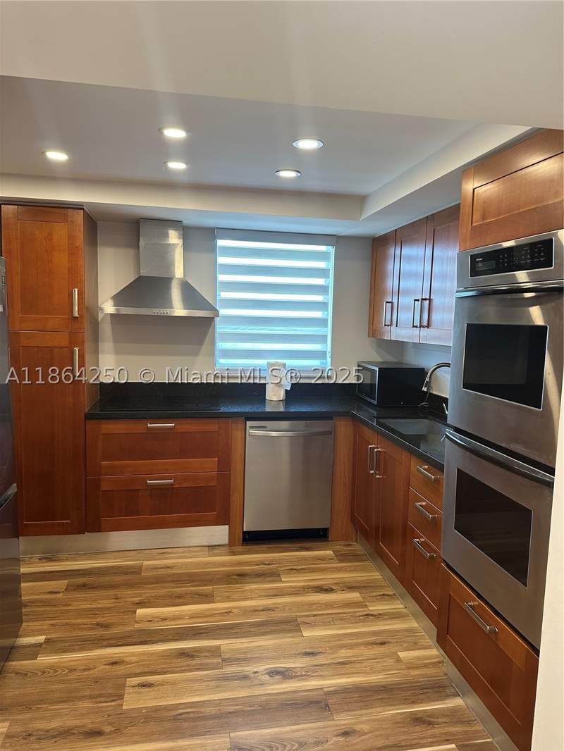 2 bedroom Condominium at 66 Valencia Ave Ph1C, Coral Gables Tower Condo, Coral Gables — photo 5