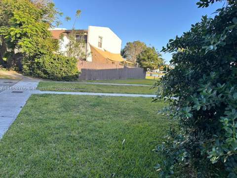 11208 SW 67th Ter, Miami FL - photo 12 of 33