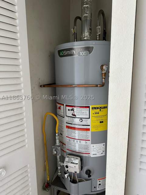 11208 SW 67th Ter, Miami FL - photo 15 of 33