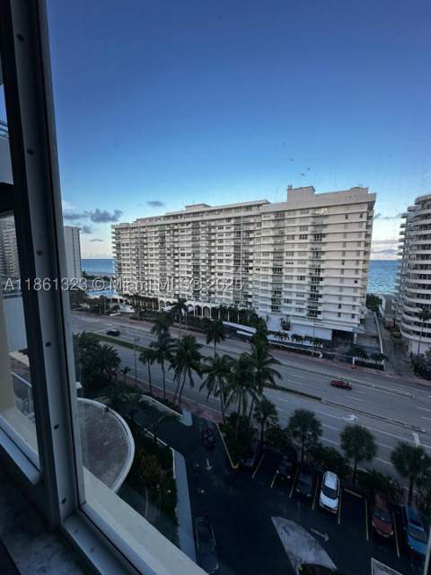 5600 Collins Ave 11W, Miami Beach FL - photo 21 of 49