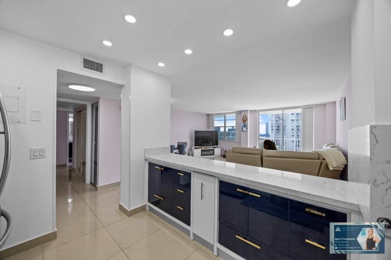 2 bedroom Condominium at 2801 NE 183rd Street 1606w, Admirals Port Condo West B, Aventura — photo 2