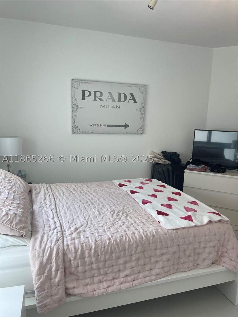 1 bedroom Condominium at 350 S Miami Ave 1108, Wind Condo, Miami — photo 4