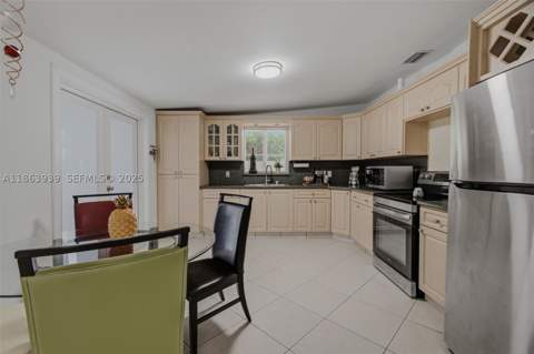 6553 SW 148th Pl, Miami FL - photo 19 of 32