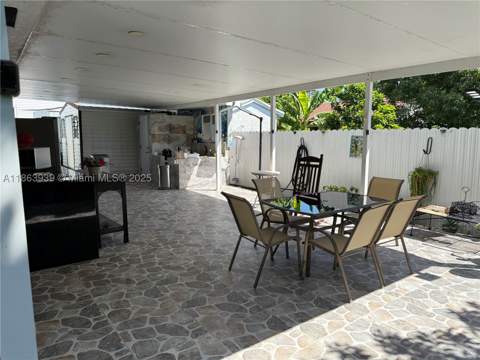 6553 SW 148th Pl, Miami FL - photo 6 of 32