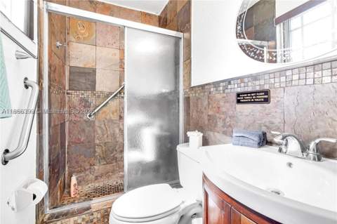 460 NW 88th Ter, El Portal FL - photo 13 of 20