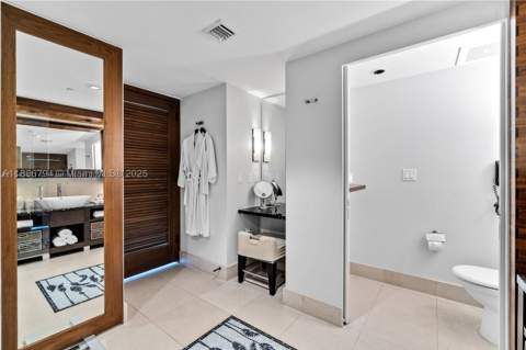 6801 Collins Ave 818, Miami Beach FL - photo 16 of 25