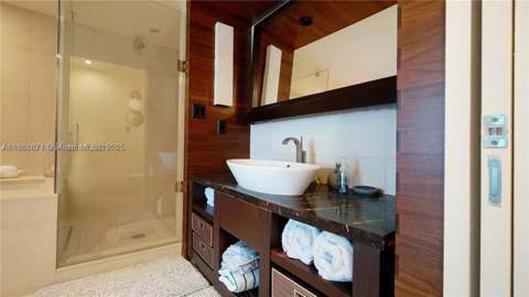 6801 Collins Ave 710, Miami Beach FL - photo 13 of 22