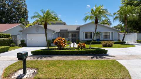 11680 SW 92nd St, Miami FL - photo 6 of 44