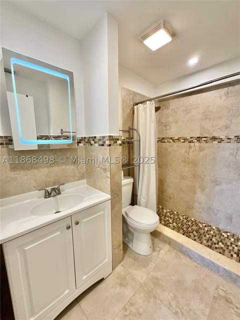 3545 NE 167th St 505, North Miami Beach FL - photo 15 of 23