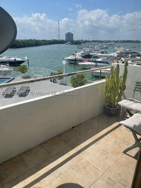 7904 West Dr 215, North Bay Village FL - photo 9 of 10