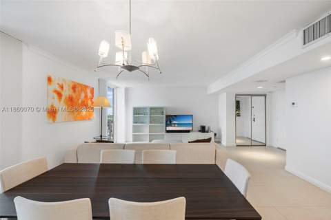 2401 Collins Ave 1808, Miami Beach FL - photo 7 of 62