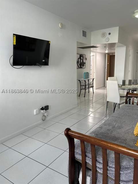 100 Lincoln Rd 437, Miami Beach FL - photo 9 of 25