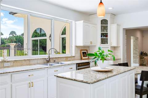 4001 Santa Maria St, Coral Gables FL - photo 14 of 55