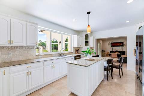 4001 Santa Maria St, Coral Gables FL - photo 15 of 55