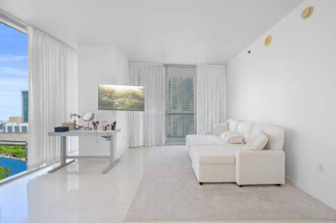 475 Brickell Avenue 1815, Miami FL - photo 7 of 20