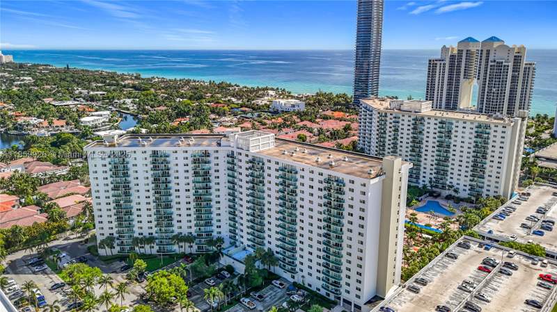 1 bedroom Condominium at 19380 Collins Ave 308, Oceanview Building B Cond, Sunny Isles Beach — photo 2
