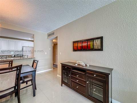 19380 Collins Ave 308, Sunny Isles Beach FL - photo 9 of 52