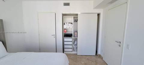 1300 Brickell Bay Dr 3007, Miami FL - photo 9 of 26