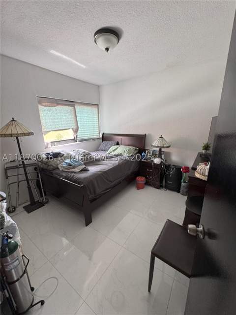 6411 W 27th Way 201, Hialeah FL - photo 17 of 21