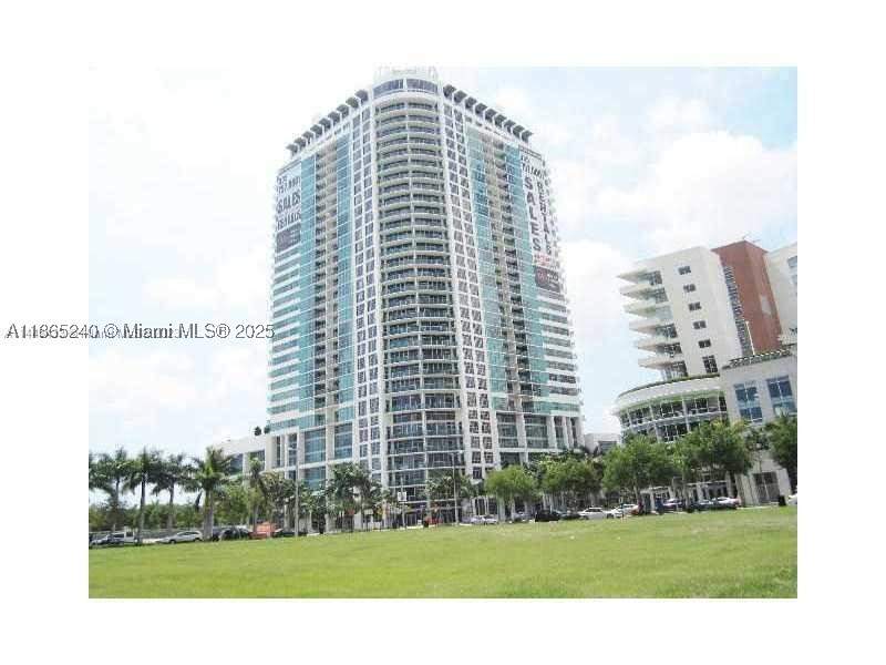 1 bedroom Condominium at 3301 NE 1st Ave H2408, Four Midtown Miami Condo, Miami — photo 2