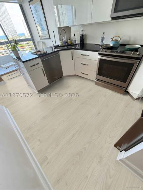 19101 NE 36th Ct 1411, Aventura FL - photo 11 of 19