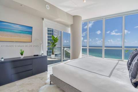 100 S Pointe Dr 2208, Miami Beach FL - photo 6 of 30