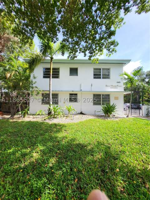 645 NE 77th St 6, Miami FL - photo 8 of 10