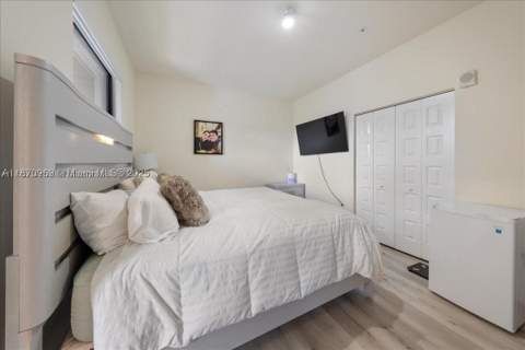 10413 NW 82nd St 9, Doral FL - photo 23 of 41